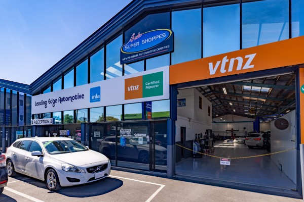 Leading Edge Automotive Photos by display.net.nz 69