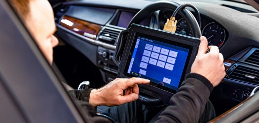 05. Servicing Diagnostic page Specialist Diagnostic Equipment